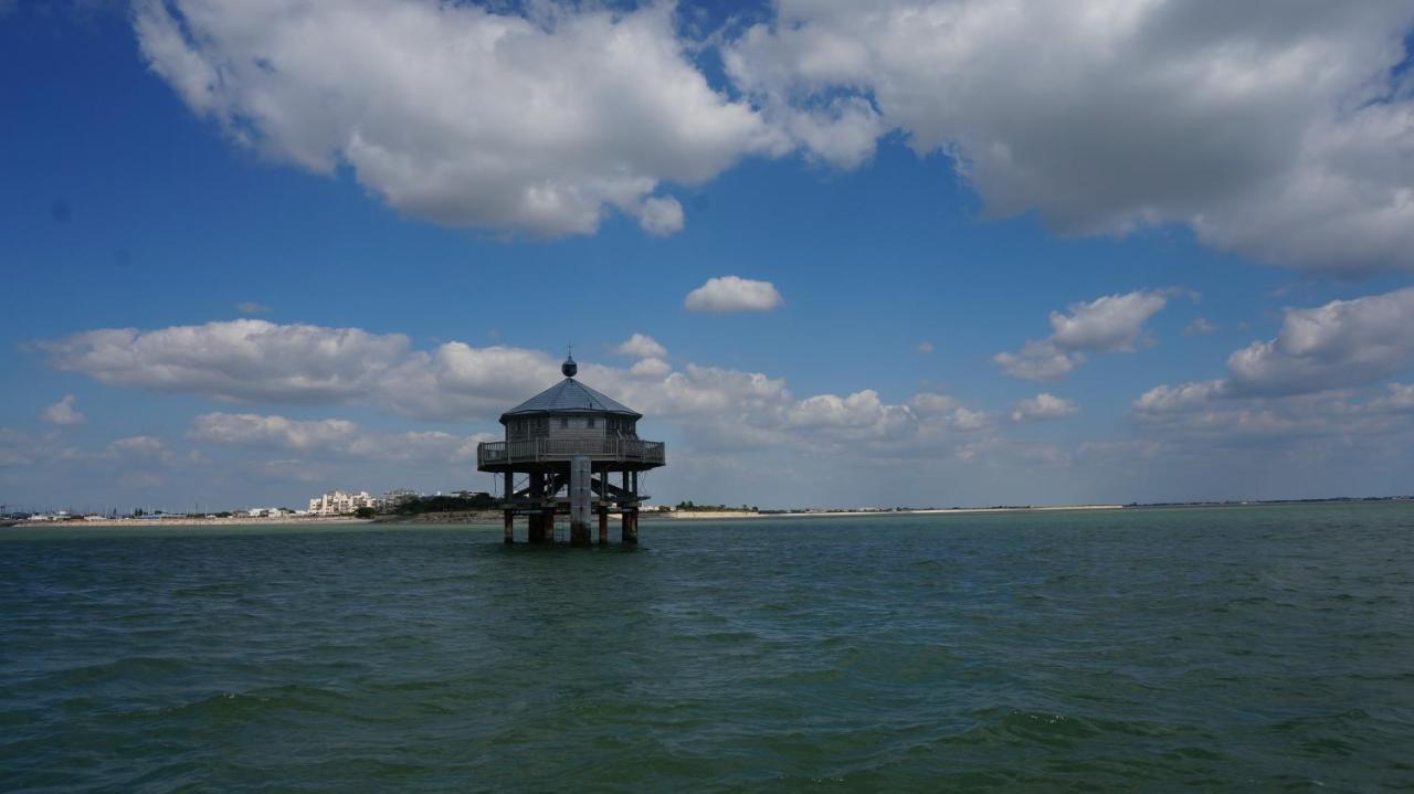 La Rochelle Sur L'Eau Hotell Eksteriør bilde